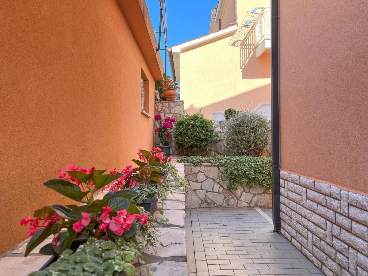 Marina Apartment Rabac Exterior photo