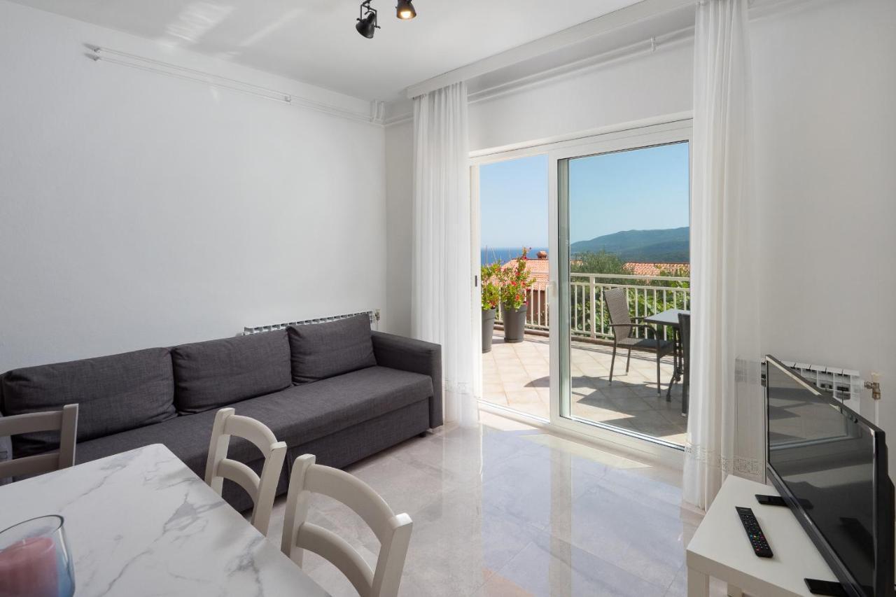Marina Apartment Rabac Exterior photo